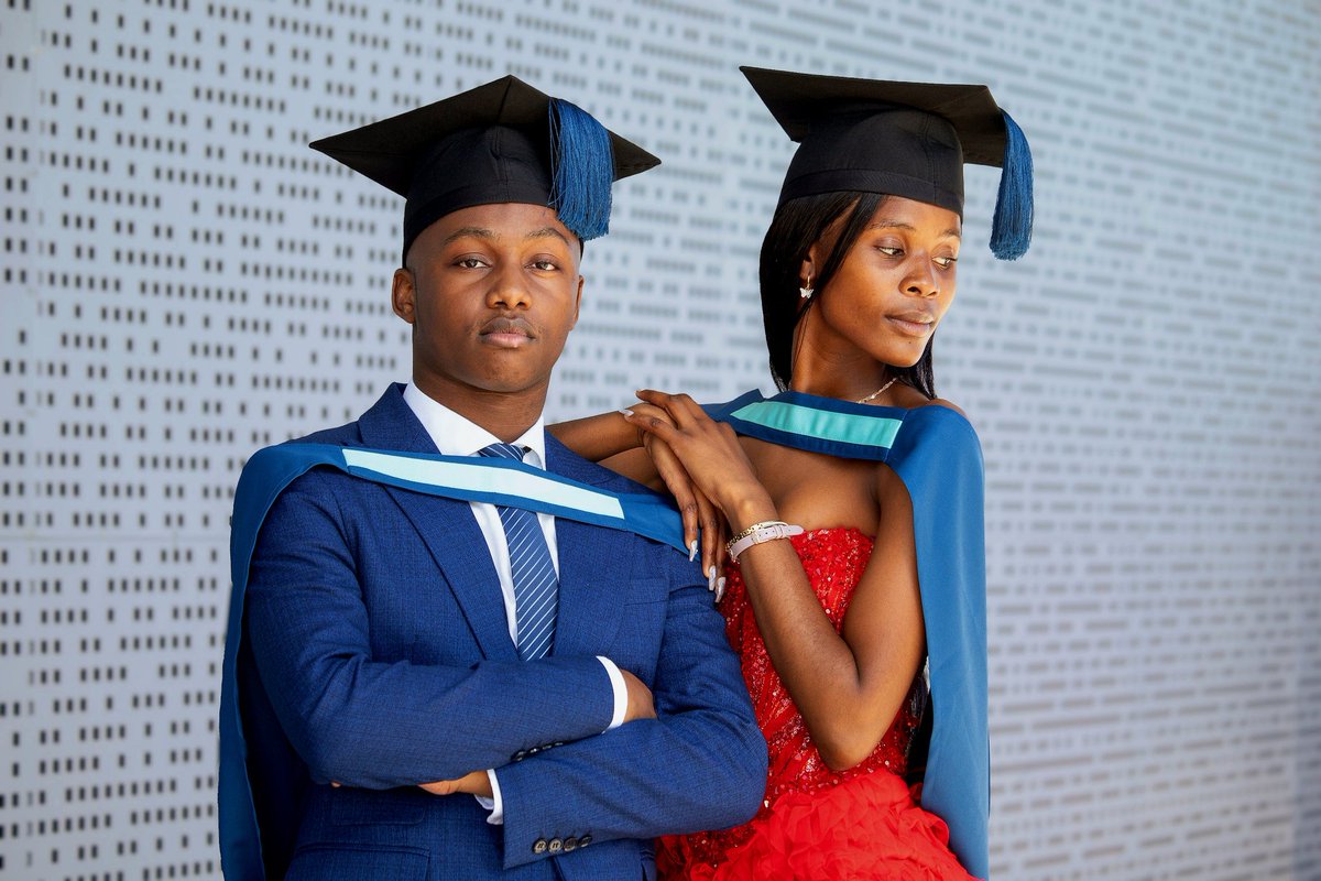 AnamandlaZweni's tweet photo. POV: You and your girl graduated at the same time, and you're now qualified Software Engineers🧎🏽‍♂️❤️. https://t.co/V6DvTGF3xq