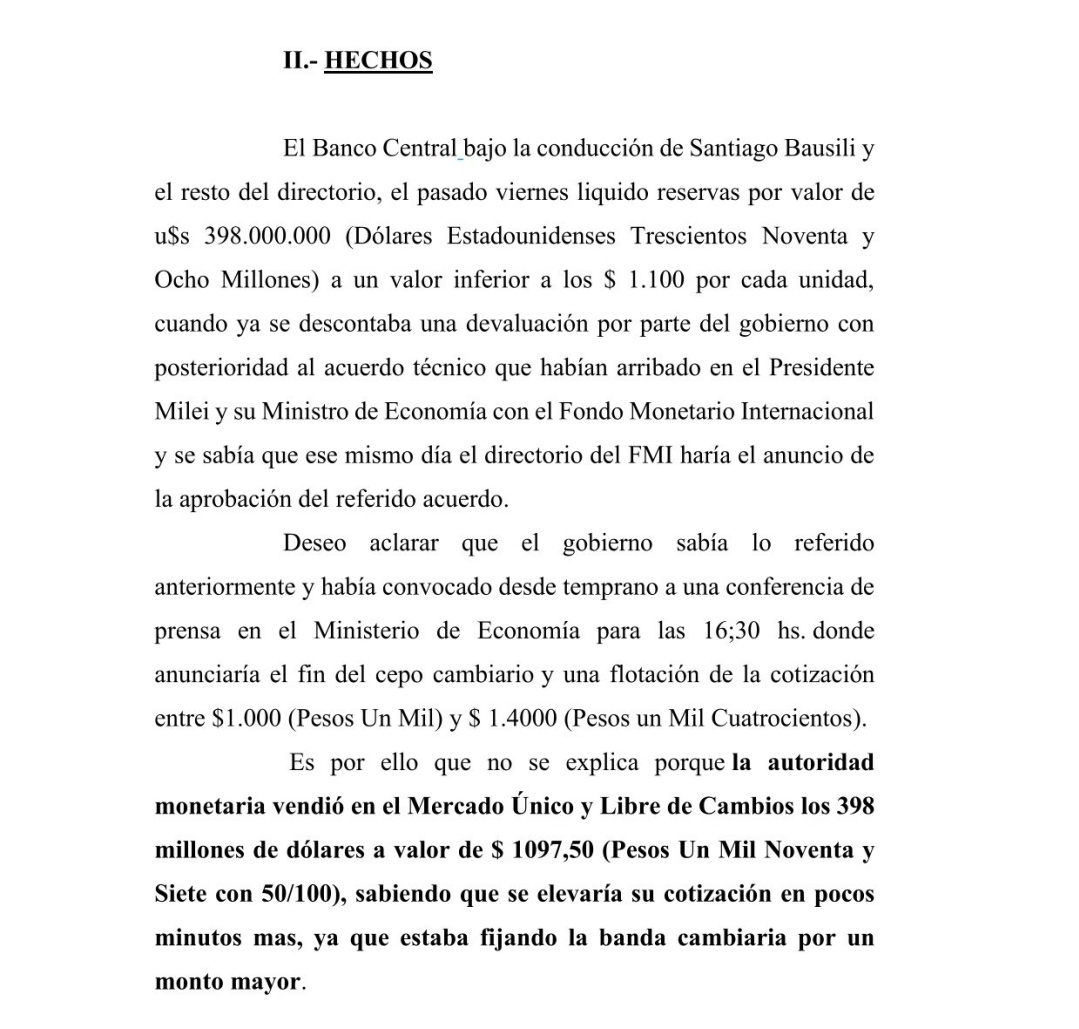 #Urgente 
#Ahora 
El abogado <a href="/DrLeoMartinezH/">Leonardo Martinez Herrero</a> denunció a Javier Gerardo Milei, Luis Caputo y al directorio del BCRA por la liquidación de 398 millones de dólares el viernes. Le imputa el delito de malversación de fondos públicos al haber favorecido la compra de divisas a 1.097,50