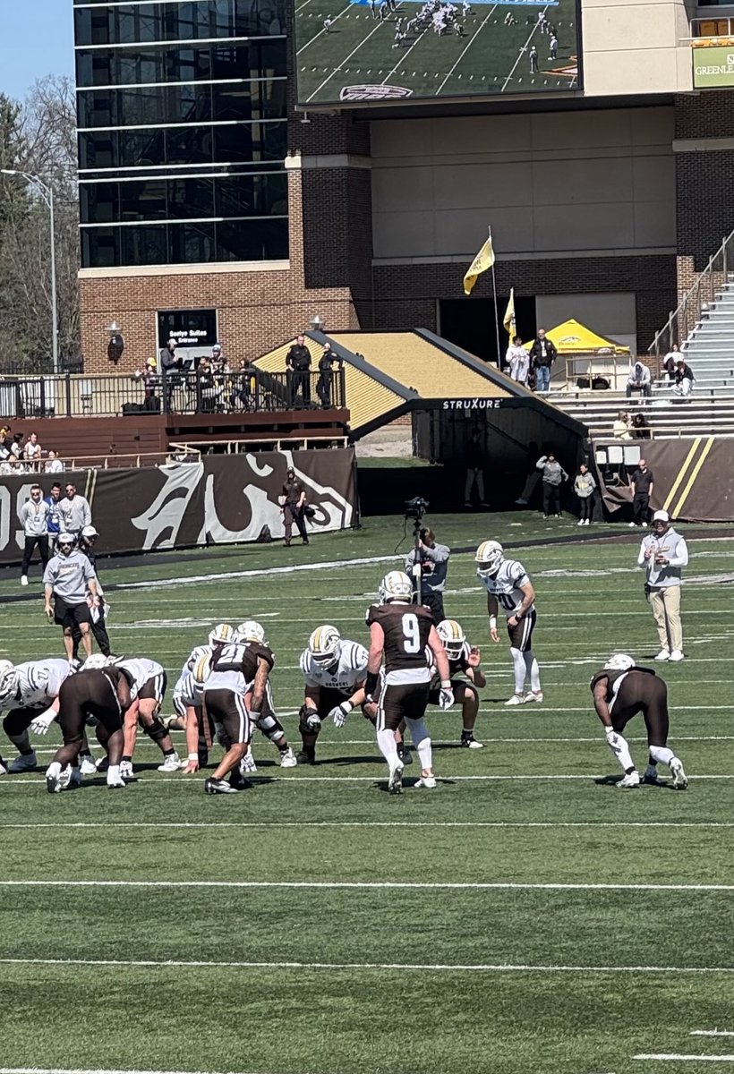 CoachEvanDreyer's tweet photo. Great Spring for our alumni across the nation!! Congrats to James and the Broncos!! #WorkWins #BeGreatatAHS #ChasingBest https://t.co/pFXqvv4lTe