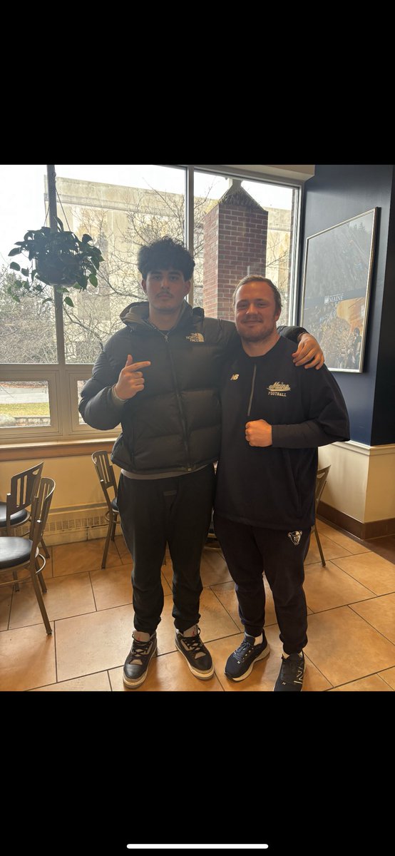 AlisGlory72's tweet image. Had a great visit at @BlackBearsFB today. I had great conversations with @CoachStevensFB and @JamesoHagan285 Can’t wait to get on campus again soon. #BlackBearNation #UpHayes @CardinalHayesFB