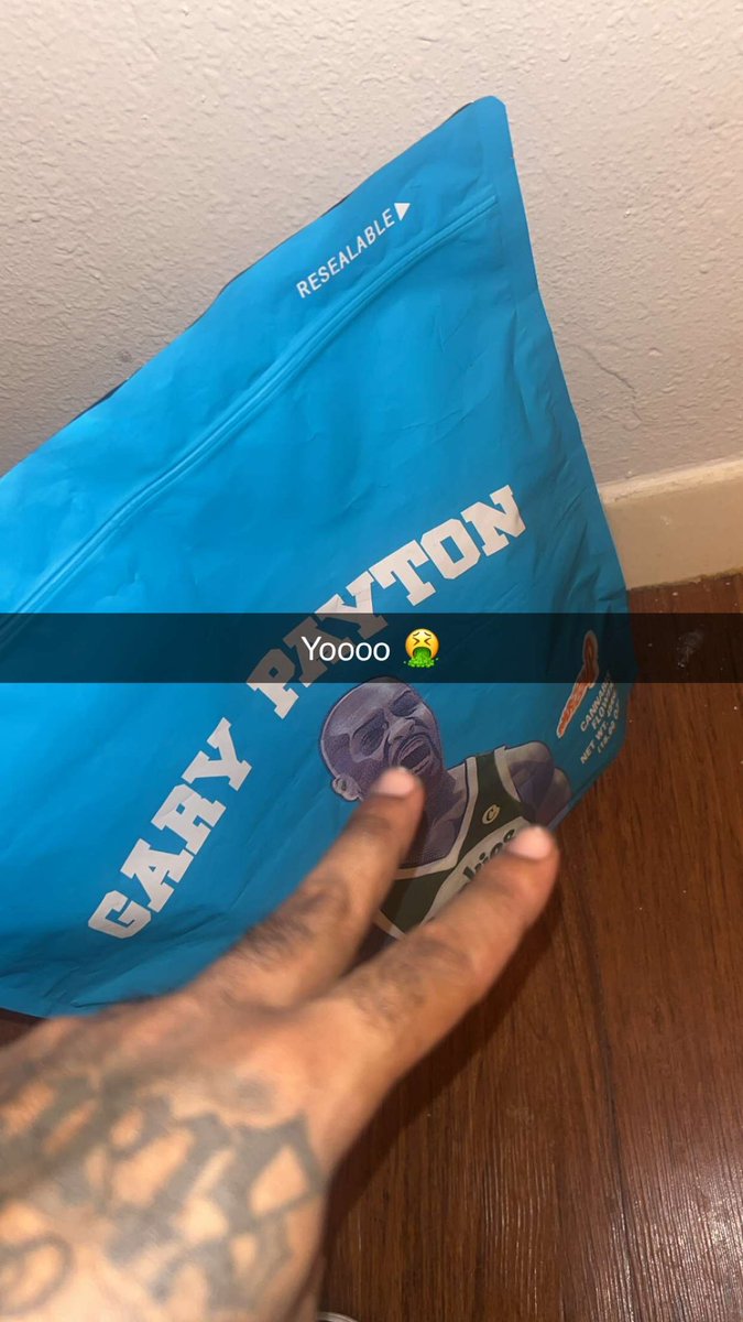 762Lucci2x's tweet photo. Good Za Great Deals 🤮🤮🤮thrax ⛽️ https://t.co/aKSf2IbNA8