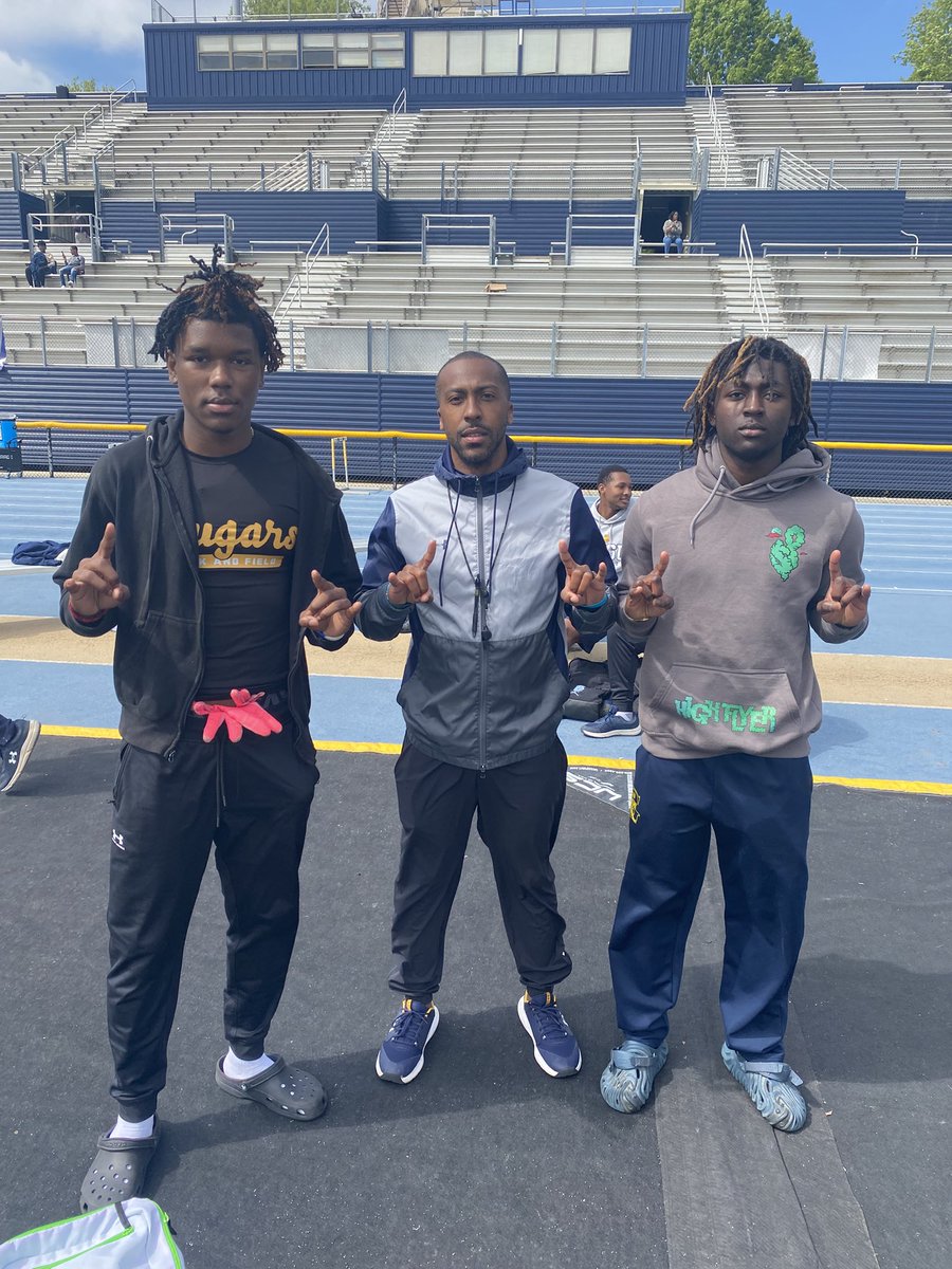 MikeeeC10's tweet photo. Thank you too @CoachFlowers @coachjameslott @bearthompsonkdt 
@CFootballskills @CoachTripp98 @CoachHeaston  for having us at JCSU this weekend!! We represented Goldsboro well #AGTG https://t.co/NoeQpRMfPk
