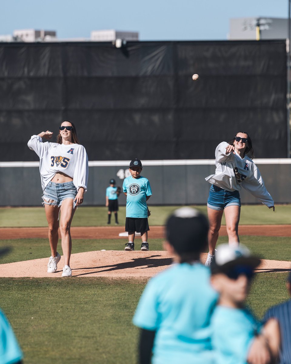 Fire for a strike 💥

This afternoon, Emma and Niky were honored at <a href="/FIUBaseball/">FIU Baseball</a> for their accomplishments this season 🤝