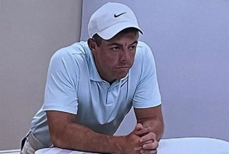 Rory watching Bryson’s putt on #18:
