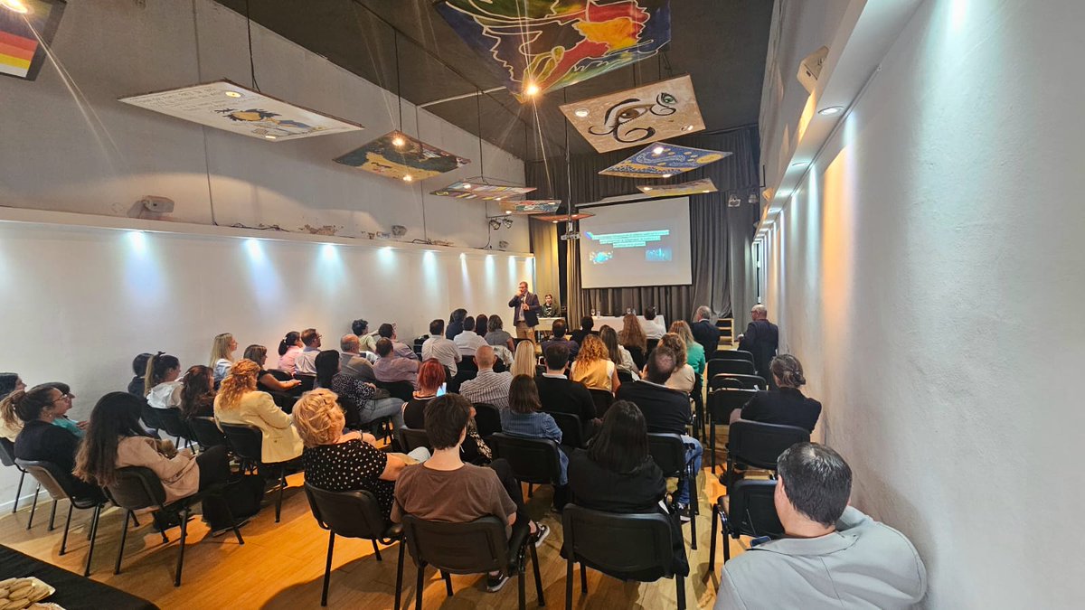 misaelabraham6's tweet photo. Muchas gracias por la gran participación en la jornada de ayer , donde los Dres Pablo Moreda y Pablo Calandroni expusieron con notable.claridad y profesionalismo . https://t.co/aOL2VQCrDD