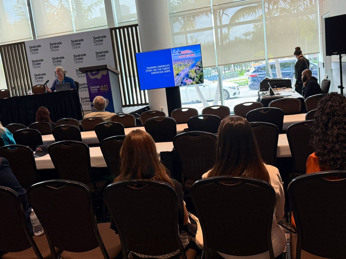 raisarivas's tweet photo. Como acostumbrado, Seatrade Cruise Global nos trajo gran oportunidad de networking y aprendizaje. Aunque el tiempo estuvo dividido, con el estreno del #MSCWorldAmerica, aprovechamos cada minuto de #STCGlobal en #Miami, este año celebrando su 40 Aniversario. https://t.co/UKLHBnP1Pc