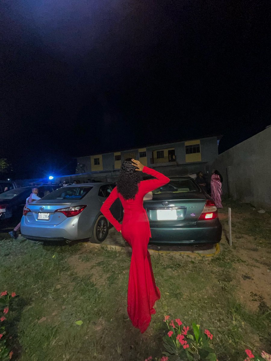 okunadewuraola's tweet photo. Grateful for the Ransom❤️
#ootd #jw #memorial https://t.co/kko3svZZsY