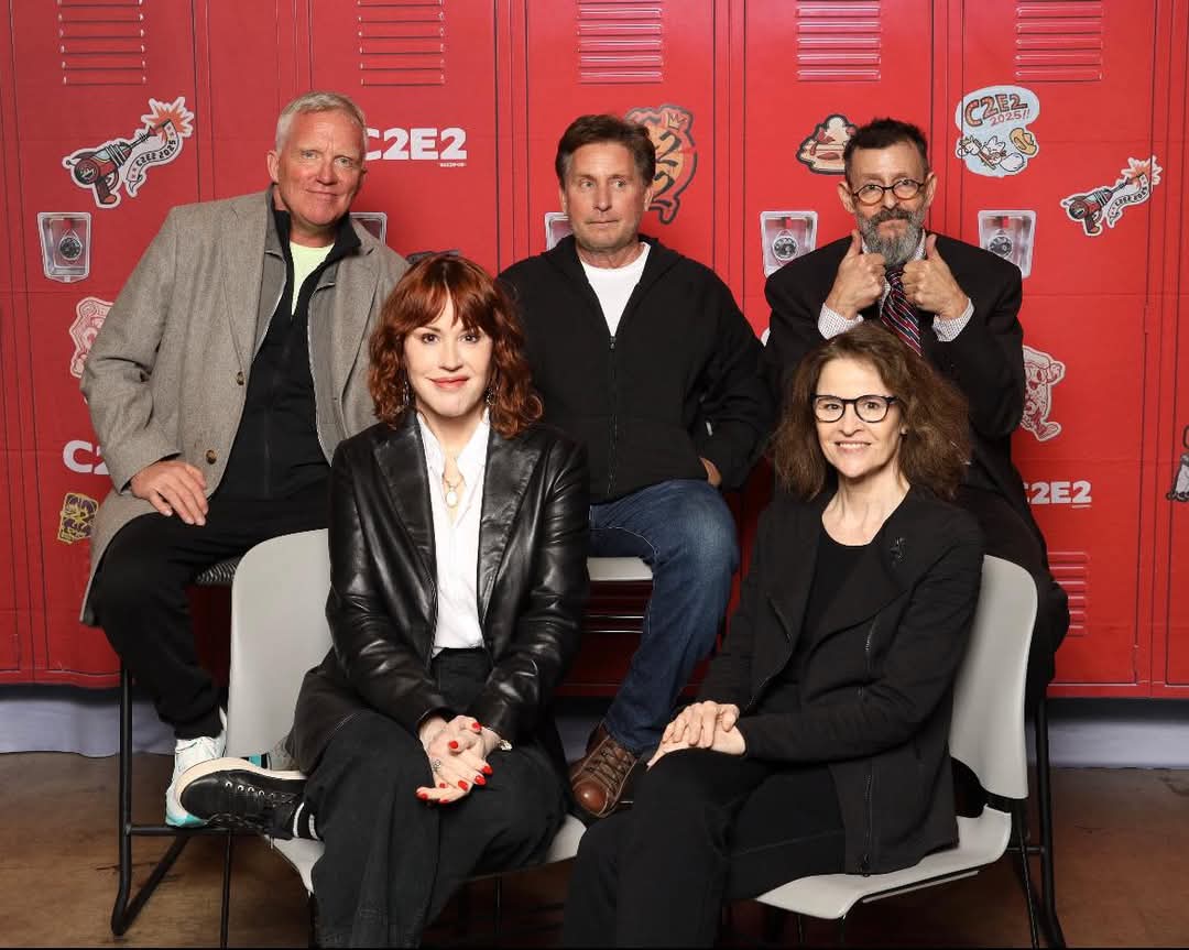RichardERoeper's tweet photo. The Brunch Club.
(Reunion photo from C2E2 in Chicago.) https://t.co/YraJFutzCb