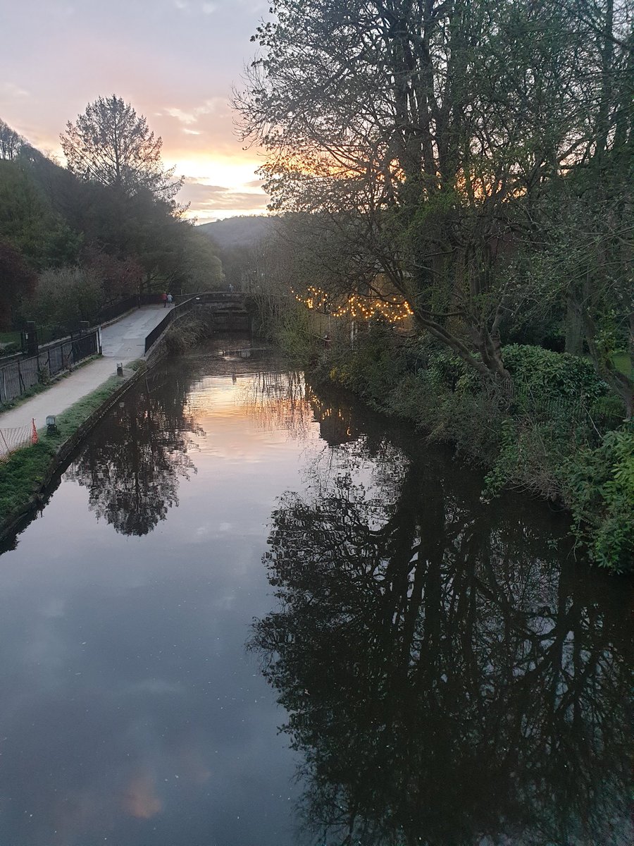A cracking day out at Hebden Bridge and Heptonstall 😀
Beer, graves, waterways, local bus chat, more beer, food 😄