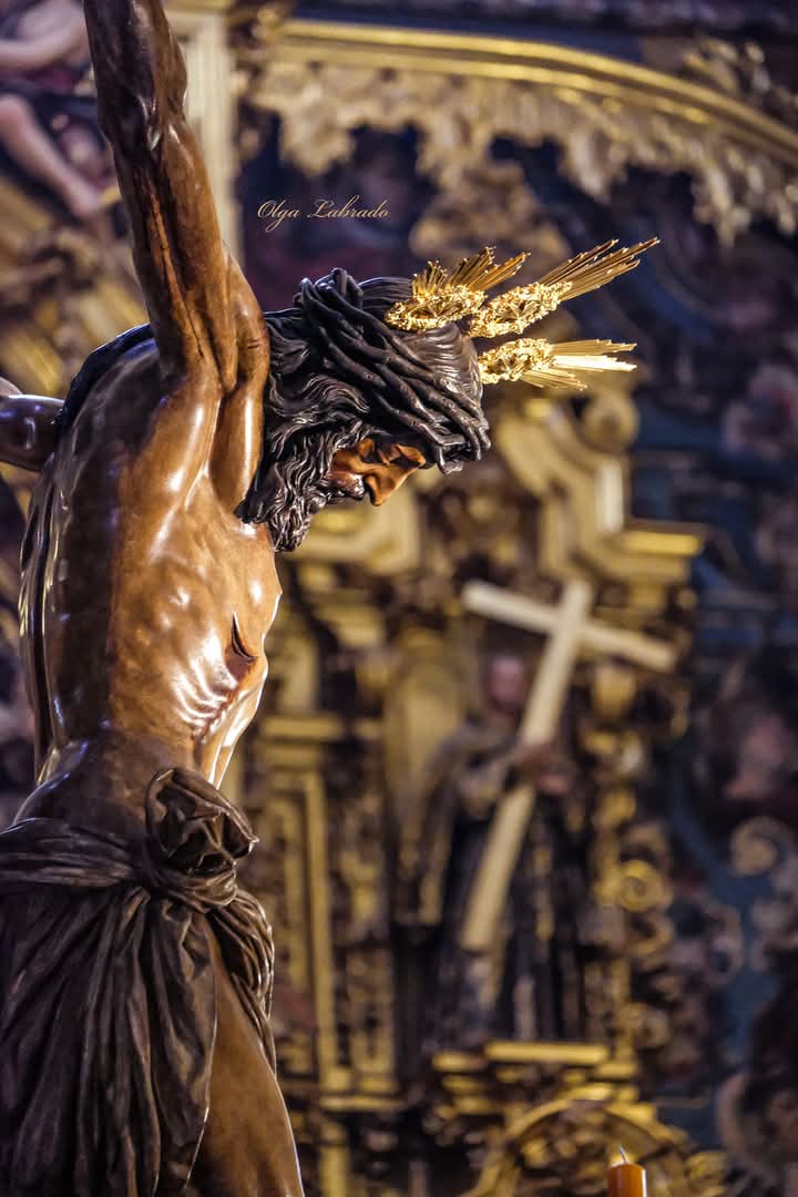 EL AMOR CON MAYÚSCULAS.
Domingo de Ramos en Sevilla.