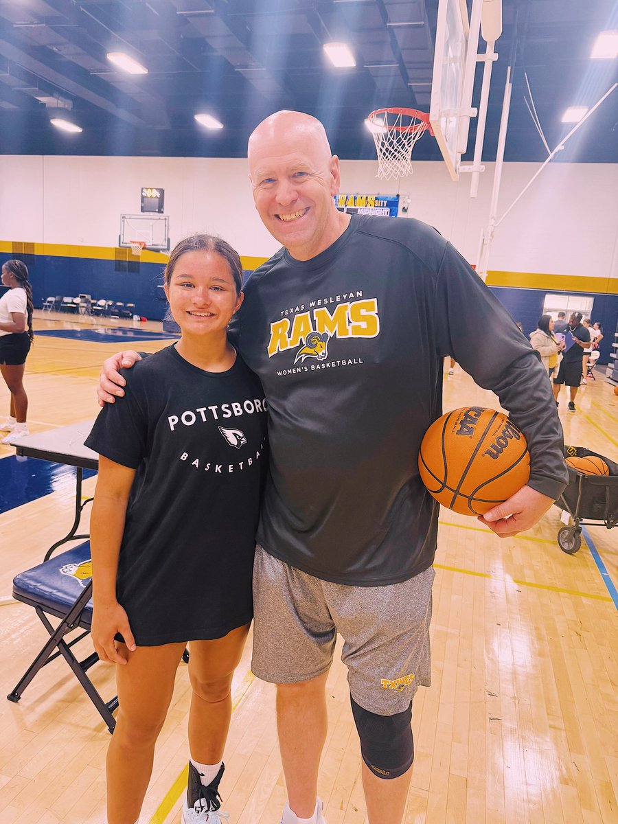 Thank you <a href="/CoachHyland/">Scott Hyland</a> and <a href="/Coach_DTate/">Dwanisha Tate</a> for an awesome camp today!