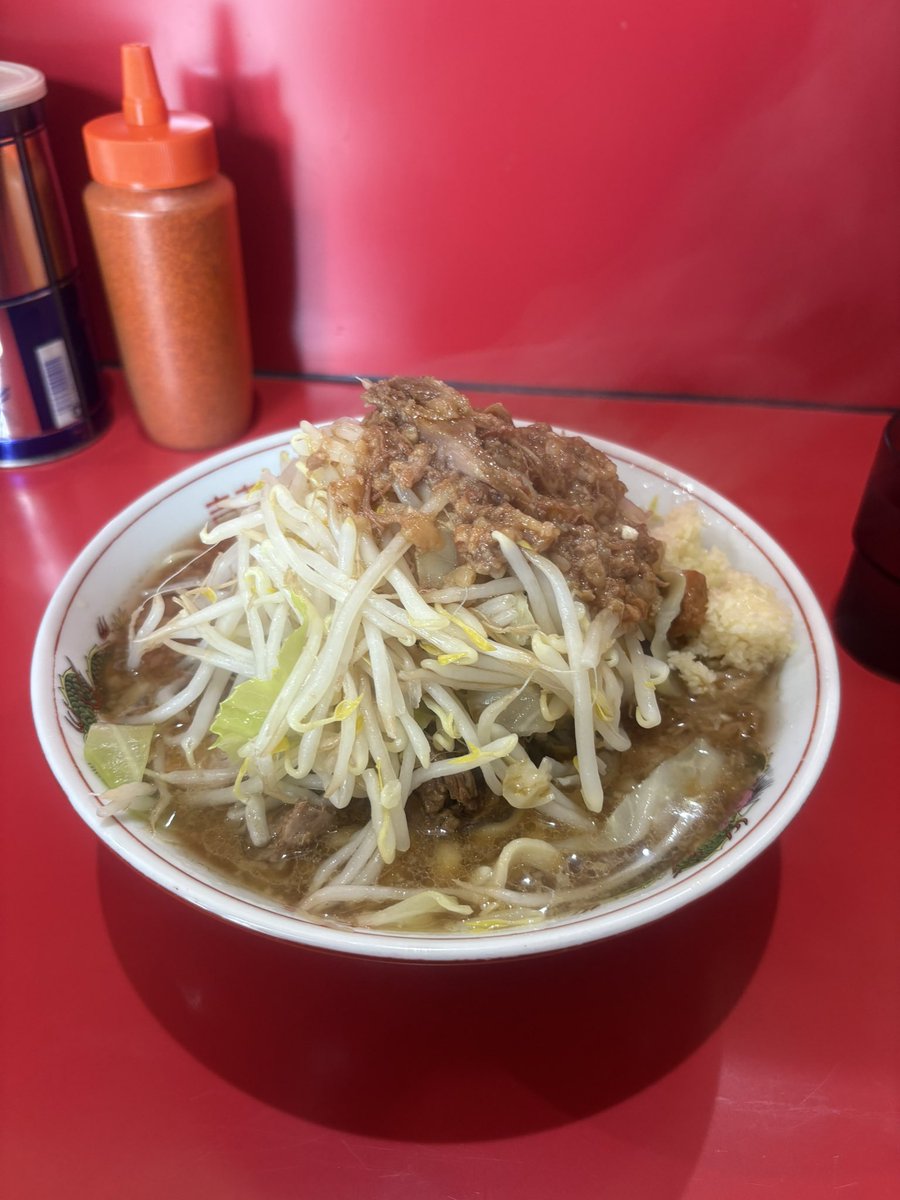 BUSTA7000's tweet photo. 上げてなかった二郎達 #ラーメン  #らーめん  #ラーメン二郎 #ラーメン二郎千葉店 #ラーメン二郎歌舞伎町店  #ラーメン二郎川崎店 https://t.co/NlRGQXDulN
