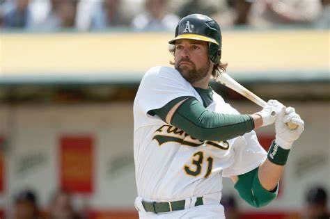 RVandenbree's tweet photo. @OleTimeHardball You sure he played for them?

Mike Piazza - 2007 Oakland A’s https://t.co/D0qFXqRpPR