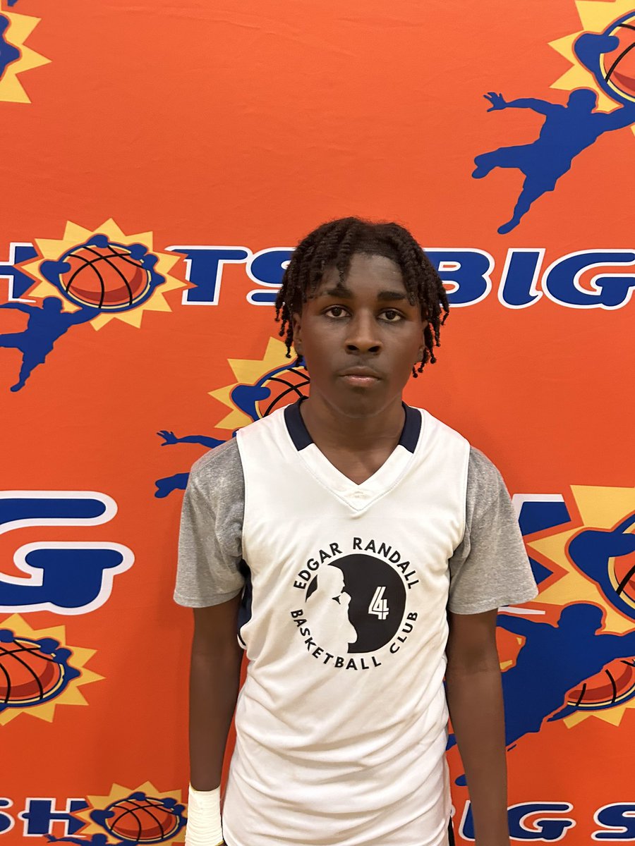 #BIGSHOTS #BooWilliamsLegacyClassic

17u 

WV Reign 50
00 Trevan Bonner 20
50 Caden Ours 13

Edgar Randall Basketball Club 48
00 Isaiah Randall 17
4 Johnathan Hopkins 17
