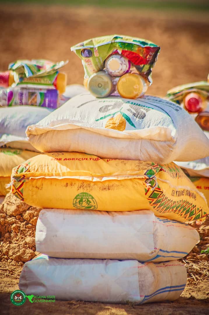 uanamadi's tweet photo. This Saturday at Auyo Local Government, I launched the Jigawa Rice Value Chain Development Programme & Flagged off the 2025 Dry Season Rice Production Programme. This dual event underscores our administration's dedication to food security, agricultural productivity, and farmer empowerment initiatives.

We have established an ambitious target of 3.6 million metric tonnes of annual rice production, and I am confident that with diligent farmers, committed stakeholders, and supportive partners, this goal can be achieved. For the current dry season alone, over 58,500 farmers across 27 localities will cultivate more than 130,000 hectares using improved seed varieties, modern cultivation techniques including fertilization, weed control, and irrigation.

This initiative aims not simply for increased output but complete transformation. Through the Rice Value Chain Development project, we will roll out full mechanization, processing hub development, and improved access to local and global markets. We pledge to transform Jigawa into Nigeria's leading rice producer and a vibrant agribusiness and rural prosperity center.

As we advance, I urge all farmers to make the most of this opportunity. You have my assurance that this administration will sustain the necessary backing and policies for success. 

Working together, we will build a stronger, self-reliant Jigawa powered by agricultural growth and lasting community development.