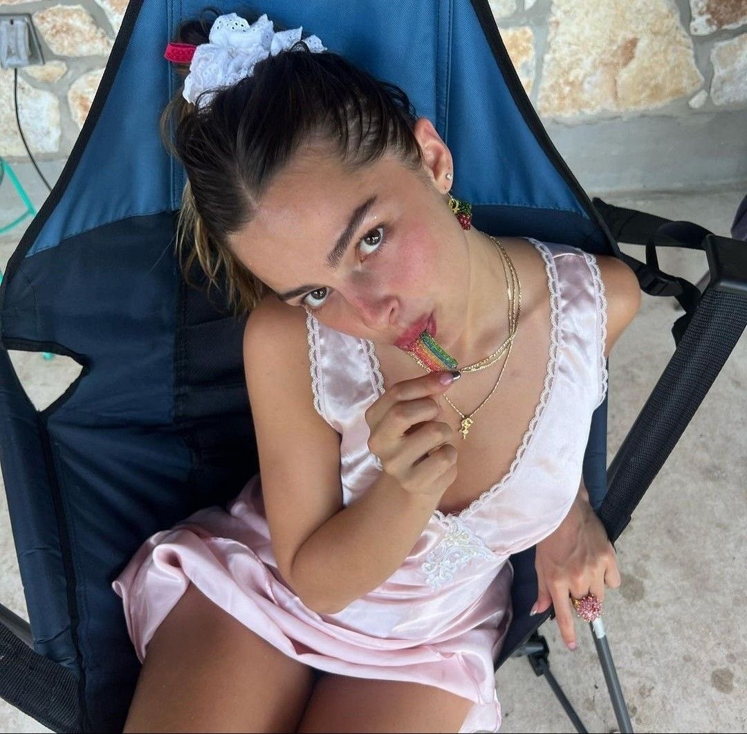 Stasera
Dove vai amore?
Ora che ho bisogno di te
Ancora, ancora di più
Solo per fatalità
Insieme
Dove vai amore?
Non mi fai
Morire
Ancora, ancora di più