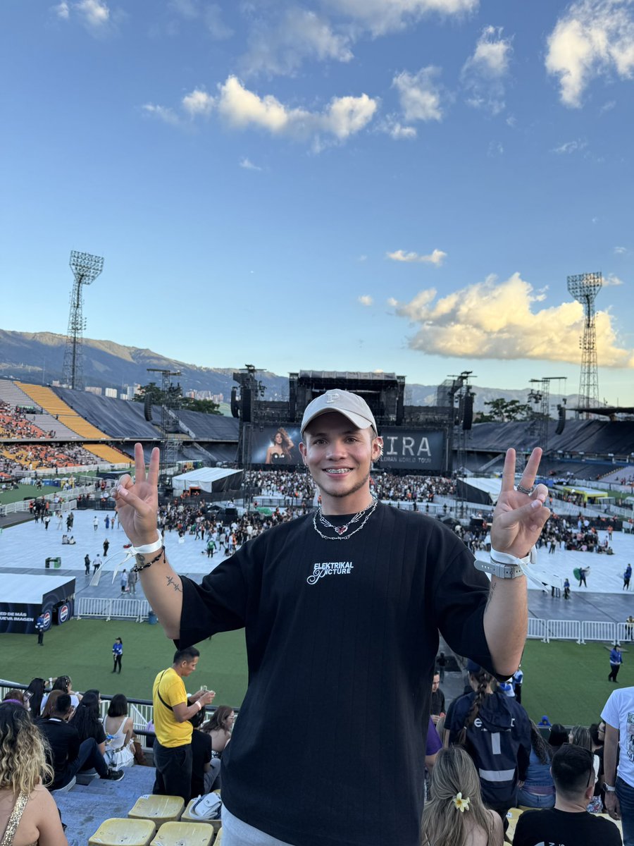 cfsanchezc1's tweet image. Shaki
Te he amado, te amo y te amaré por siempre
Mi niño interior está muy feliz
#LMYNLWORDLTOUR
#LMYNLWORLDTOURMEDELLIN