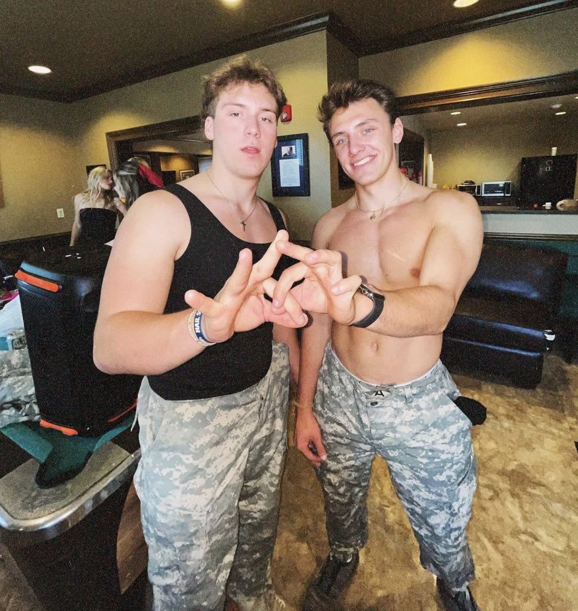 such sexy white alphas