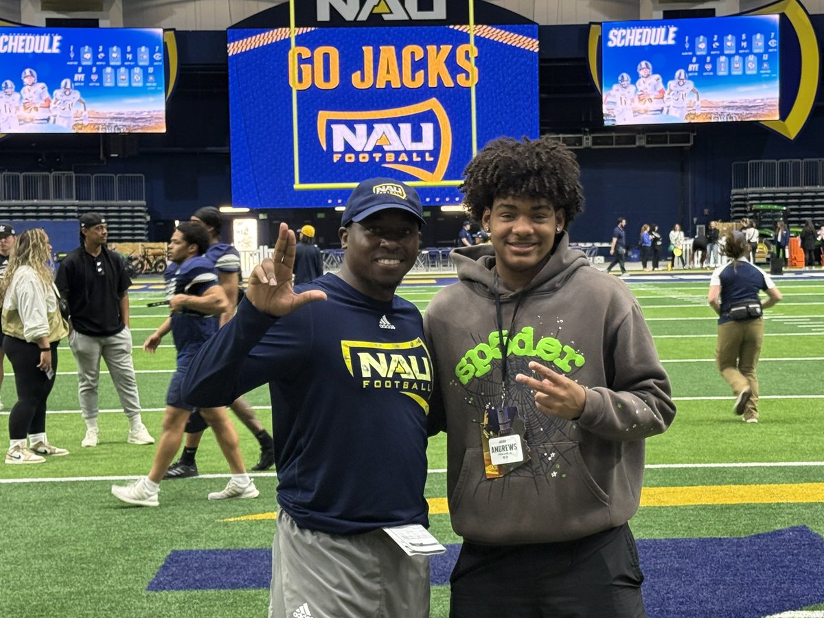 jodeedrews's tweet image. Thank you @CoachRodBrown @Coachbwright4 and @NAU_Football for the hospitality and having me out on the visit today. I had a great time meeting the coaching staff and players! #lumberjacks