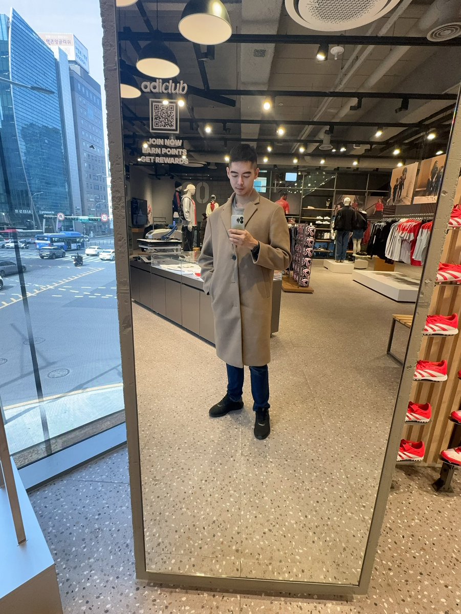 ChristTarvin's tweet photo. แฮปปี้วันสงกรานต์นะครับ 🥳💦💧 https://t.co/kJ8KNj8uWe