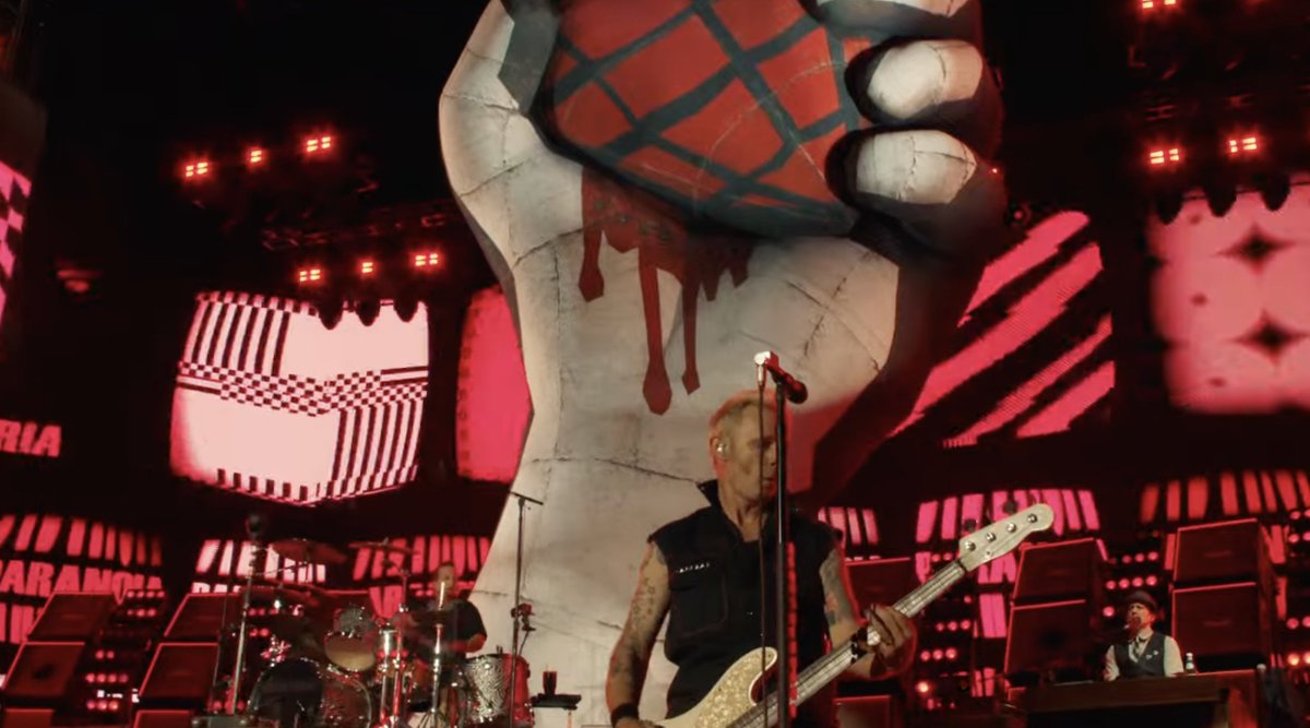 THR's tweet photo. "I'm not a part of a MAGA agenda" - #GreenDay opens their #Coachella2025 set with "American Idiot" https://t.co/1YCHxLTXTV https://t.co/8azOXd9SJQ