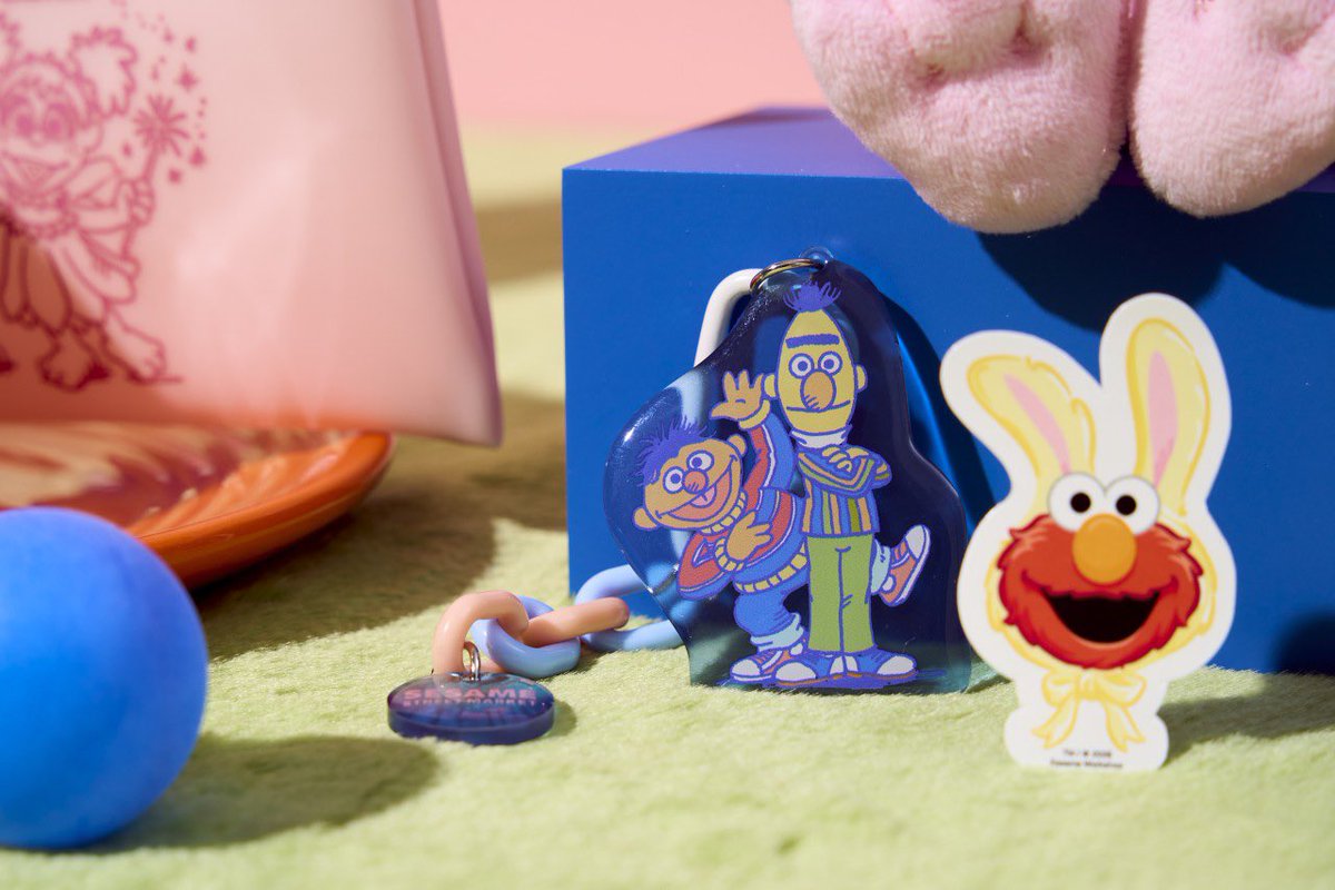 HOPPIN’ SPRING🍀

うさ耳のカチューシャと、しっぽ付きのもこもこパンツがセットになったぬるいぐるみ用コスチューム🪄
360度どこからみても愛らしい姿をお楽しみいただけます🐰💓