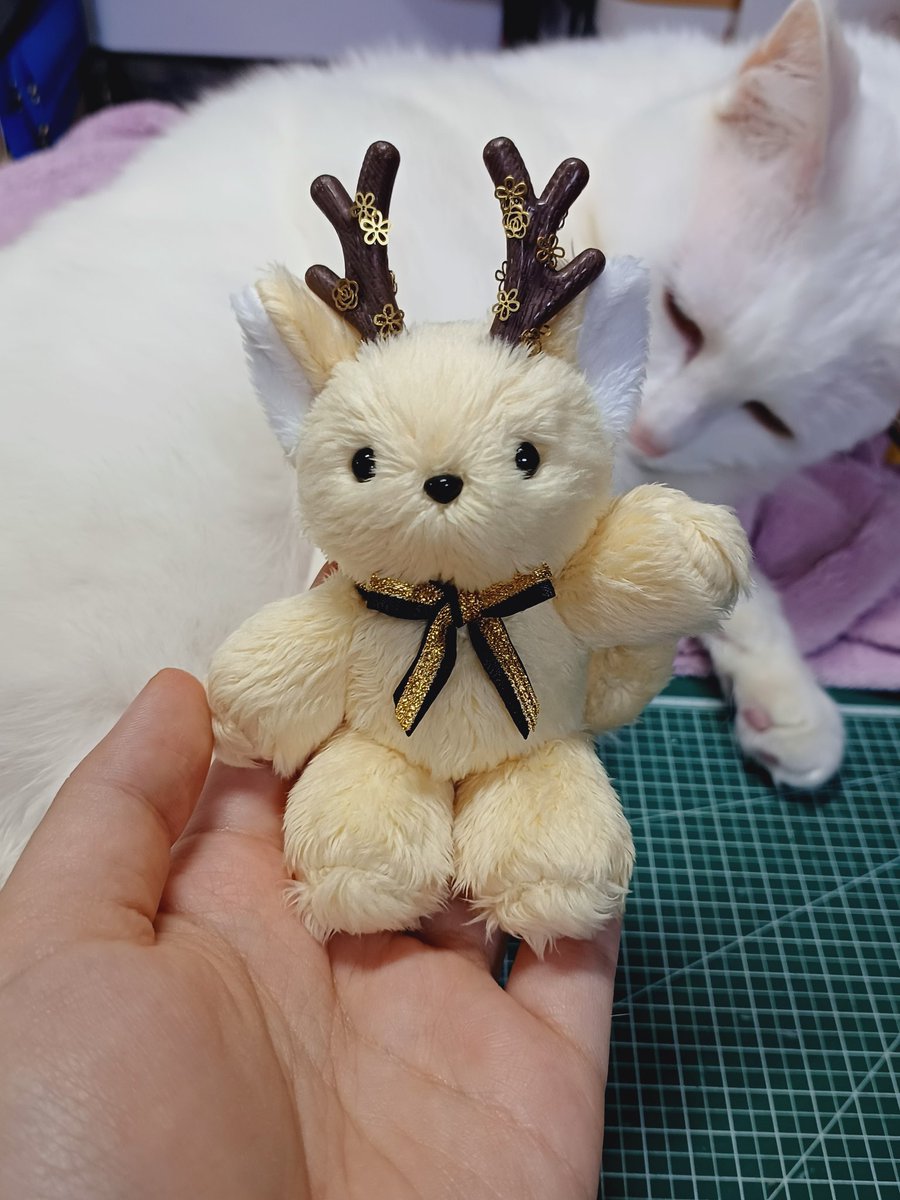 미우주 tweet media