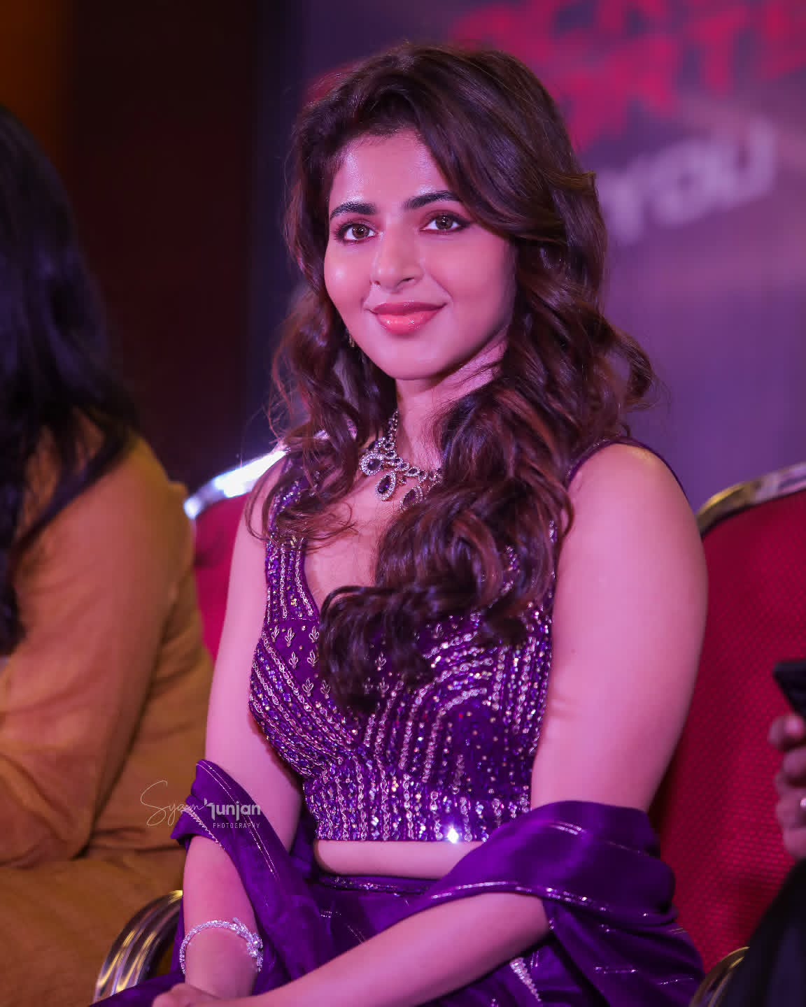 GoY2FwLWYAAie2j?format=jpg&name=large