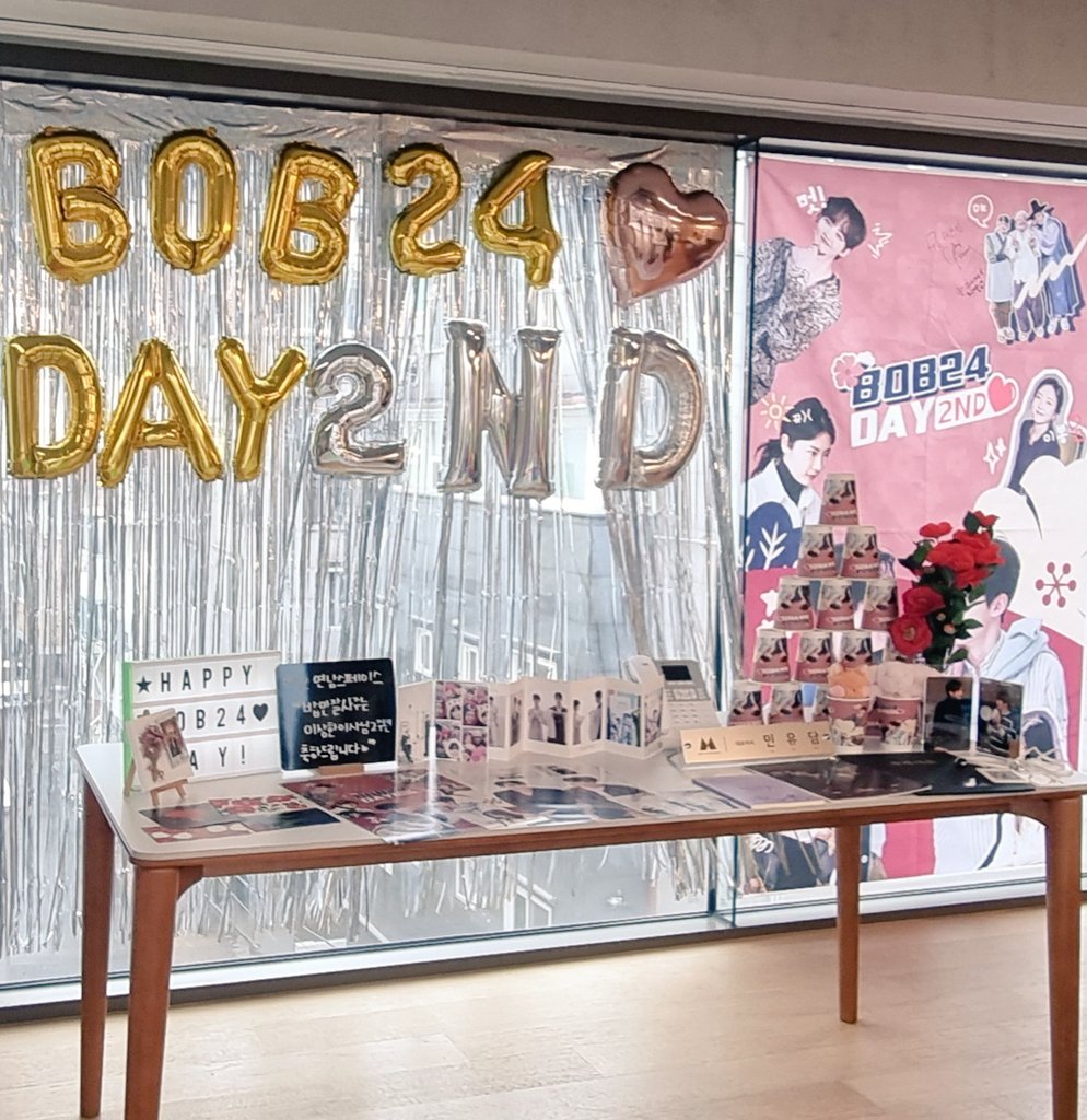 luv_poteau's tweet photo. #유담동백 어떻게 널 잊겠어, #밥이사를 그냥 사랑하는거지❤️

@bob24cafe
너무 수고 많으셨습니다💕💕💕

#밥이사_2주년_영화
#2년째_밥잘사주는_이사님
#한입단_밥이사_추억하기_2주년 
#박영운 #박정우 #유담동백 https://t.co/SxSEl0FbZJ