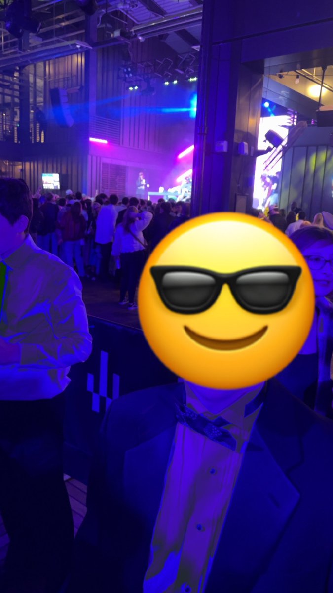 ArthurKratum47's tweet photo. @dabo_20_24 fucks with bossman https://t.co/odmhl3zyWU