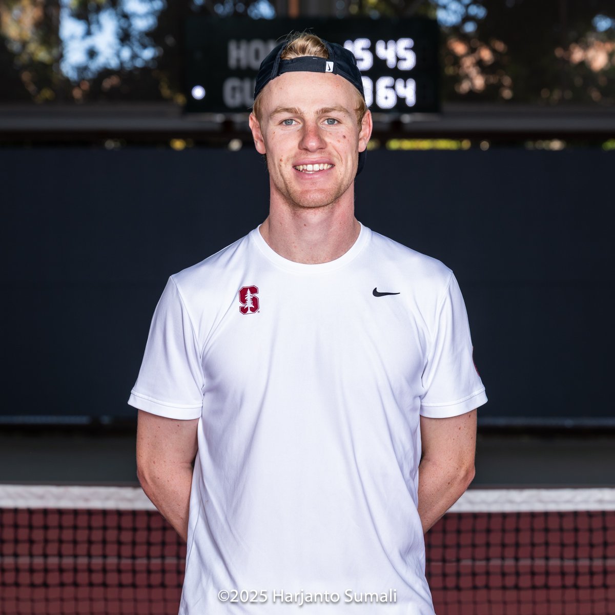 It's just appropriate for Senior Henry von der Schulenburg of <a href="/StanfordTennis/">Stanford Men's Tennis</a> to clinch the dual vs Cal Berkeley on a senior day. #Tennis #NCAATennis <a href="/NCAATennis/">NCAA Tennis</a>