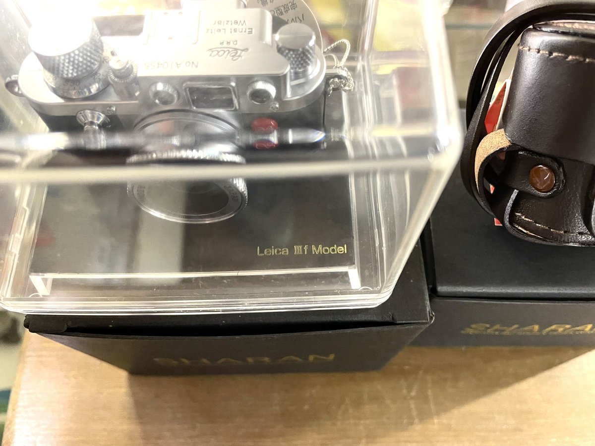 anbnakano's tweet image. SHARANのミニカメラが入荷いたしました。
ライカのⅢFモデルのミニカメラです。
ミニカメラケースも付属しております。

#sharan 
#minicamera 
#leica3fmodel 
#leica3f 
@anbnakano