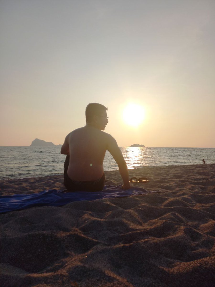 thenameisjayc's tweet photo. Pundaquit, Zambales https://t.co/4P0GWQqd2D