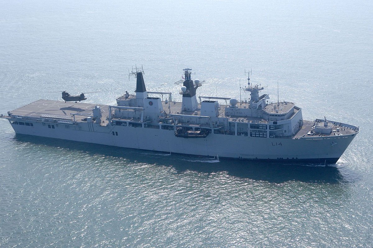 Defense785's tweet photo. Few visuals of the HMS Albion: https://t.co/i2m7VLGVhg