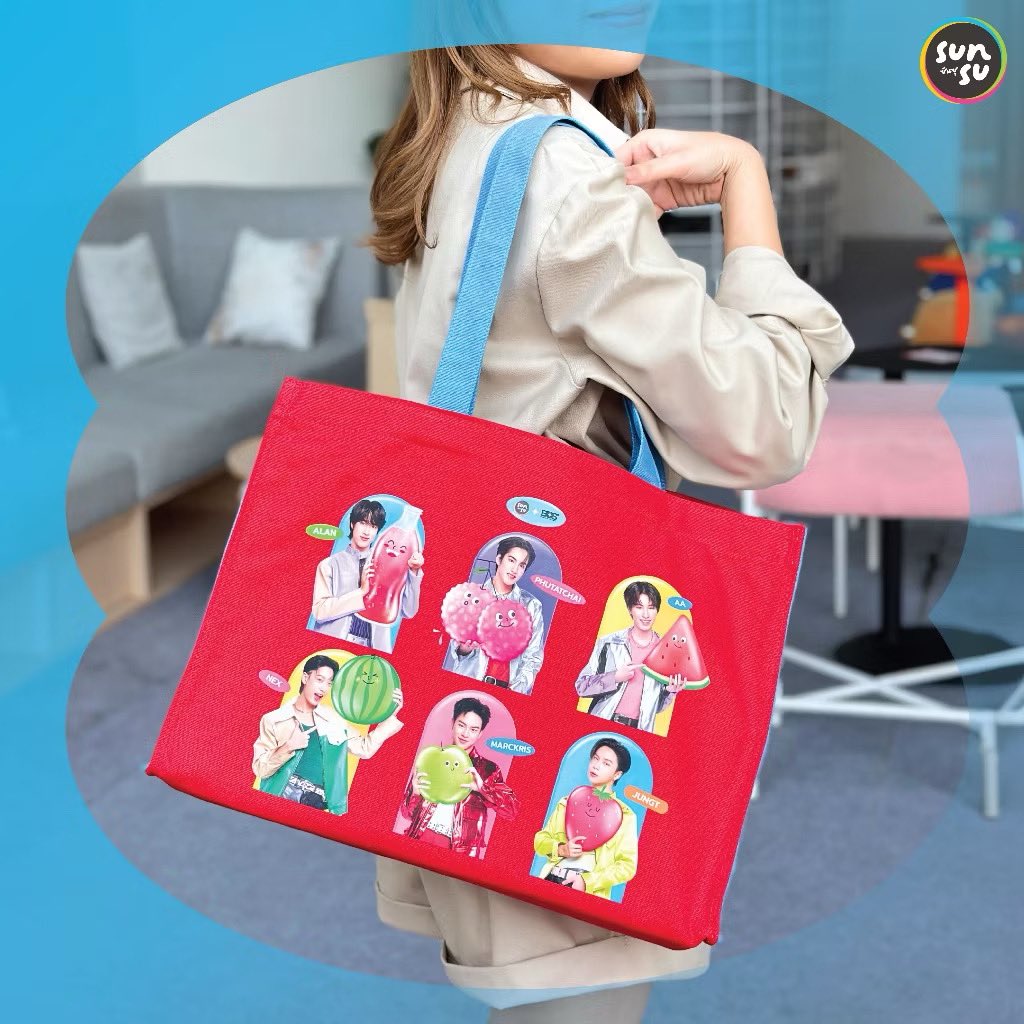 Nusaba_ns's tweet photo. 🌈 Besunsu,UShine the Exclusive Baggy Set ✨

พิกัด
🧡 https://t.co/GaY5BzKsH0

#SUNSUxBUS #BUS #Sunsu https://t.co/gtgqMTlEfH