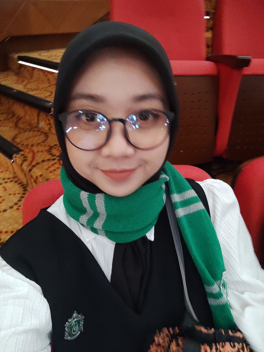 deardiarees's tweet photo. angjay si paling #slytherinpride https://t.co/83cmceYgUt