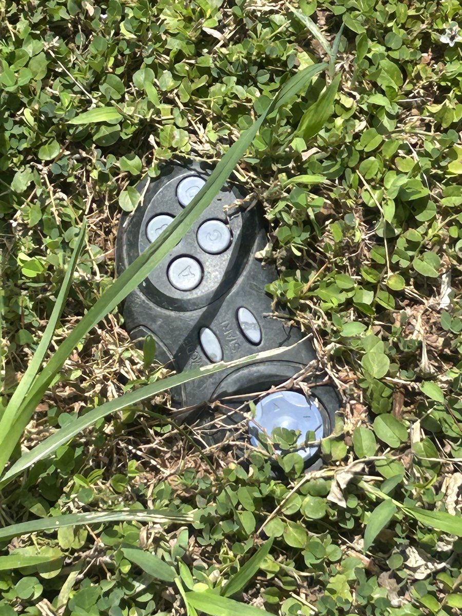 Stumbled across this in a village in #thailand indicative of the global loss of interest in #videogaming or someone rage quitting? :) #retrogaming #videogames #latkrabang