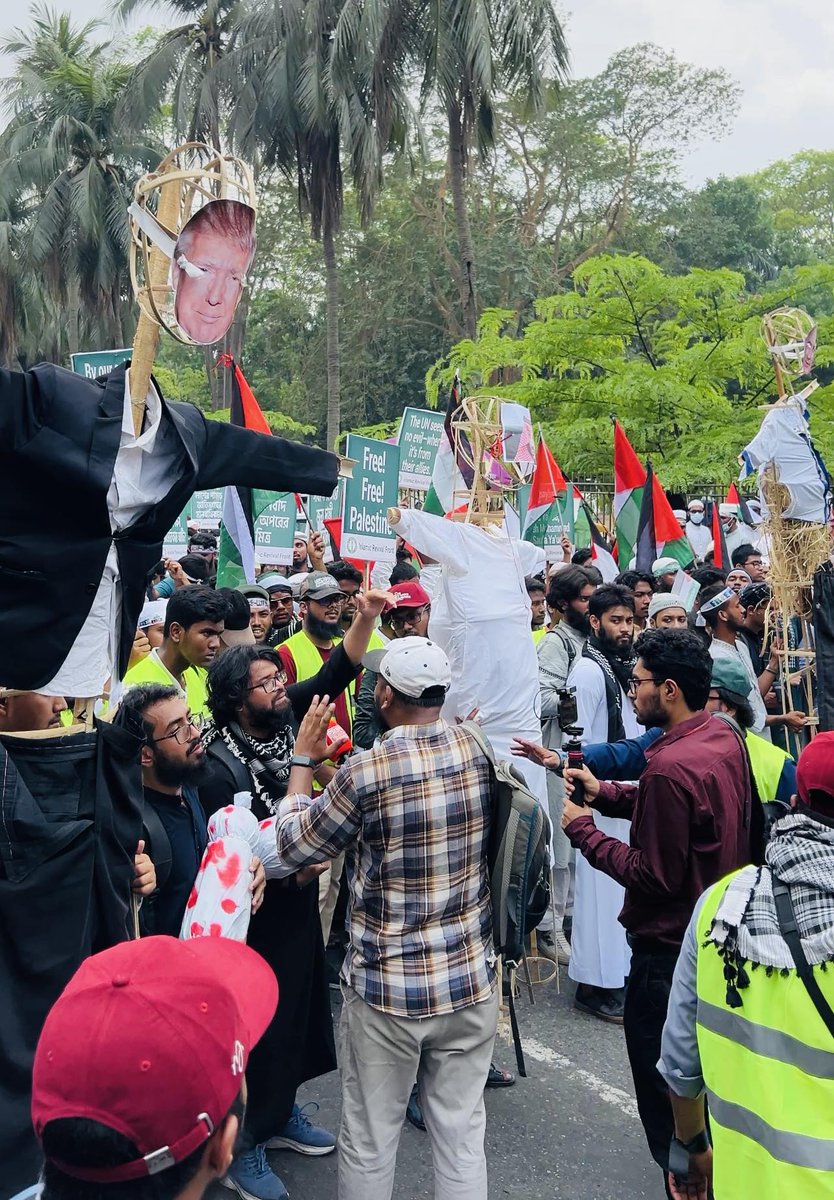 Now Dhaka Blocked!
Free Free P a l e s t I n e.