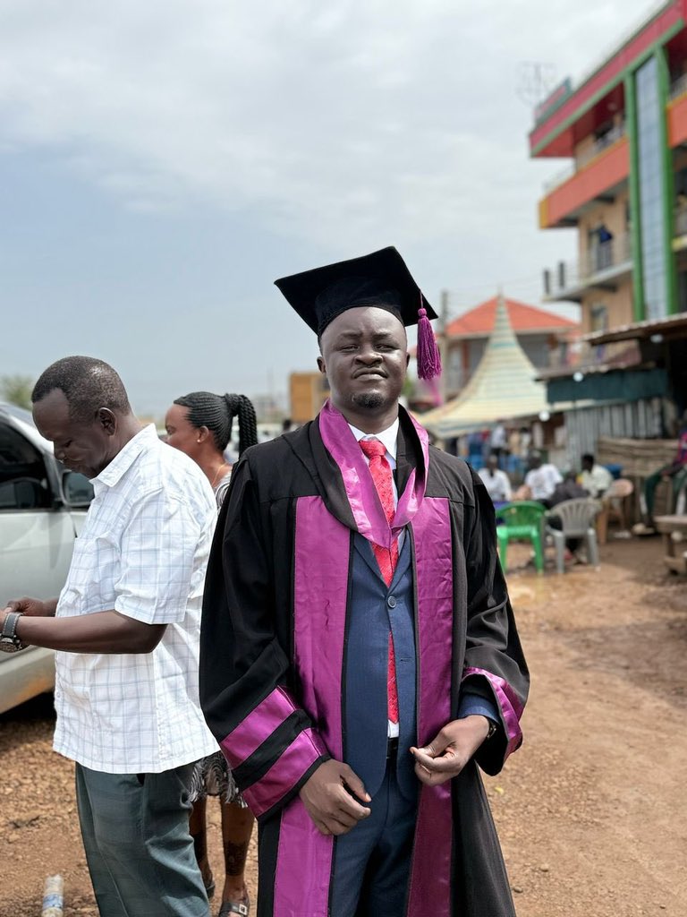 Millanholy's tweet photo. Massive congrats to my first X tweep I met, @Letters_to_Deng on your graduation day๐ Here's to celebrating this huge milestone and charging towards your dreams #GradChamps https://t.co/XSA5ZQRYSO