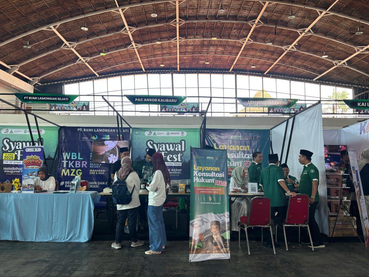 ansorgrati's tweet photo. Merapat Yuk, di Booth Produk UMKM

Inaugurasi Ansor Jatim 
Syawal Fest Halal Bihalal Akbar Pimpinan Wilayah Gerakan Pemuda Ansor Jawa Timur, Ahad 13 April 2025, Jatim Expo Surabaya 

#IanugurasiAnsorJatim 
#AnsorJatim 
#NavigatorAnsorMasaDepan https://t.co/MpGktPHek7