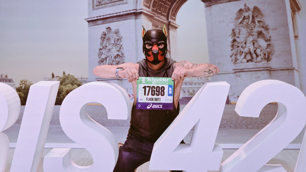 WoofThepup's tweet photo. I'm so excited to cheer on my omega pup @flash_mutt run the Paris marathon today. Everyone wish them the best of luck. Not that they'll need it as they are a super pup and will smash it 🫶🫶🫶🫶#omegapup #cagedpup #superpup #veryproudalpha https://t.co/ghek0dYv7W