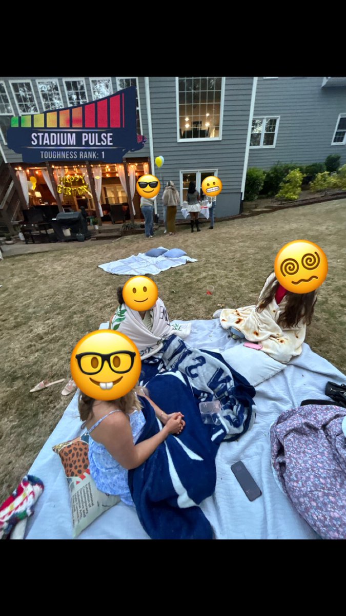 Master’s is over for the day and I’m the only guy out here. what’s the call coach walz? #meanpicksix