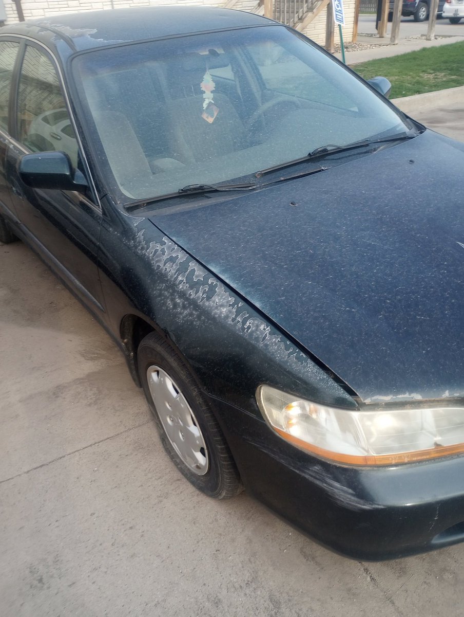 kevin_derwin's tweet photo. Anybody looking to buy a car. Runs fine. Just need a car battery charge. Selling it for $500. Phone number 5158227742 https://t.co/Hc4lxzlwKm