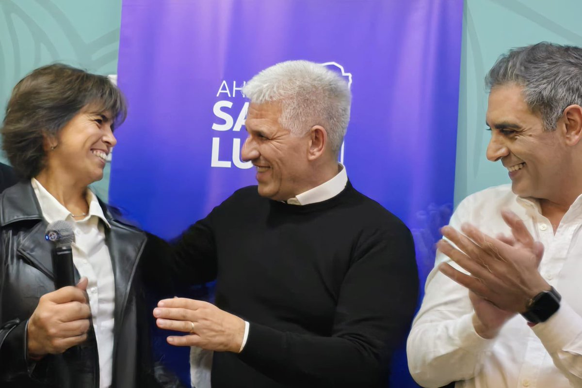 AHORA SAN LUIS presentó sus candidatos a Concejales para la Ciudad de SAN LUIS. Nos acompañaron también los Candidatos a Diputados Provinciales del Dpto Pueyrredon. El 11 de mayo se Vota en la Pcia de San Luis y se vota con BOLETA ÚNICA PAPEL. Dejá tu marca en la primera fila !!