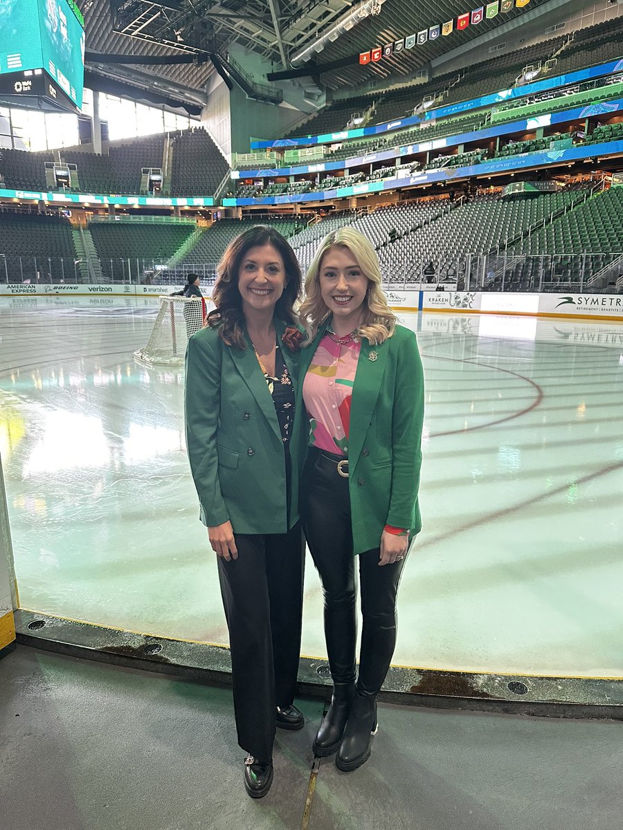 “We’re the Masters of Green Night!” 😂 ~ <a href="/PiperShawTV/">Piper Shaw</a> #TheExperience