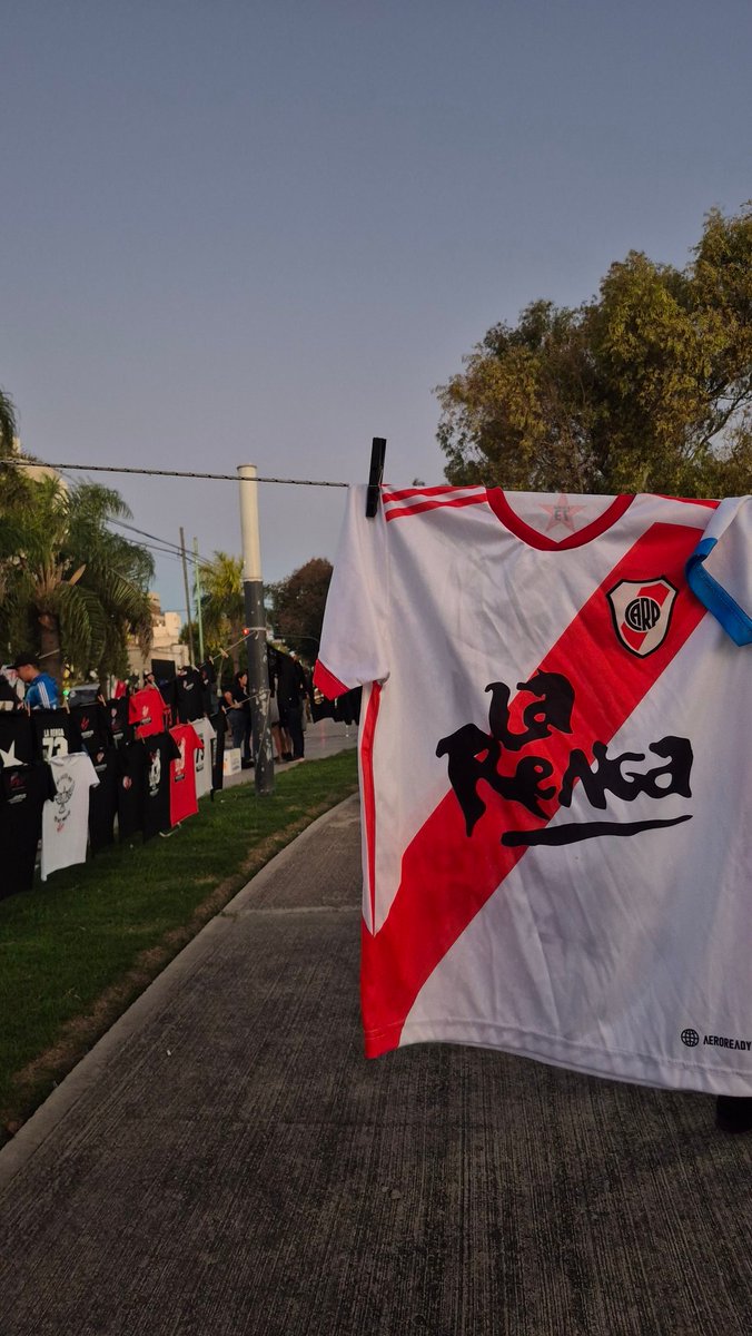 Y en qué lugar habrá consuelo para mi locura