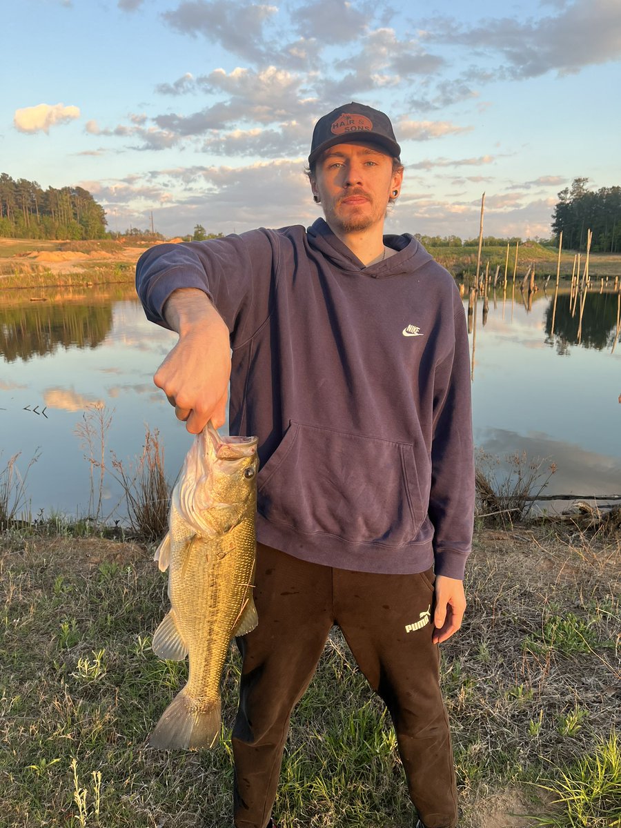Kyle803_'s tweet photo. #BassFever 🤒🎣 https://t.co/7ok7XW97qE