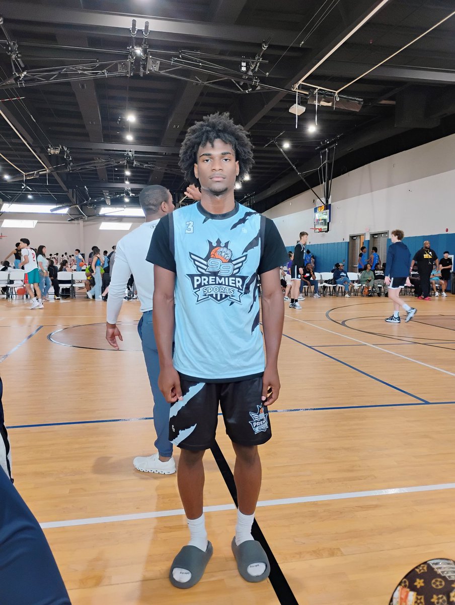 TYBL - Houston
MVP
99 Premier - Dariyun Cox
16pts 8 boards. With the last second bàsket for the win.