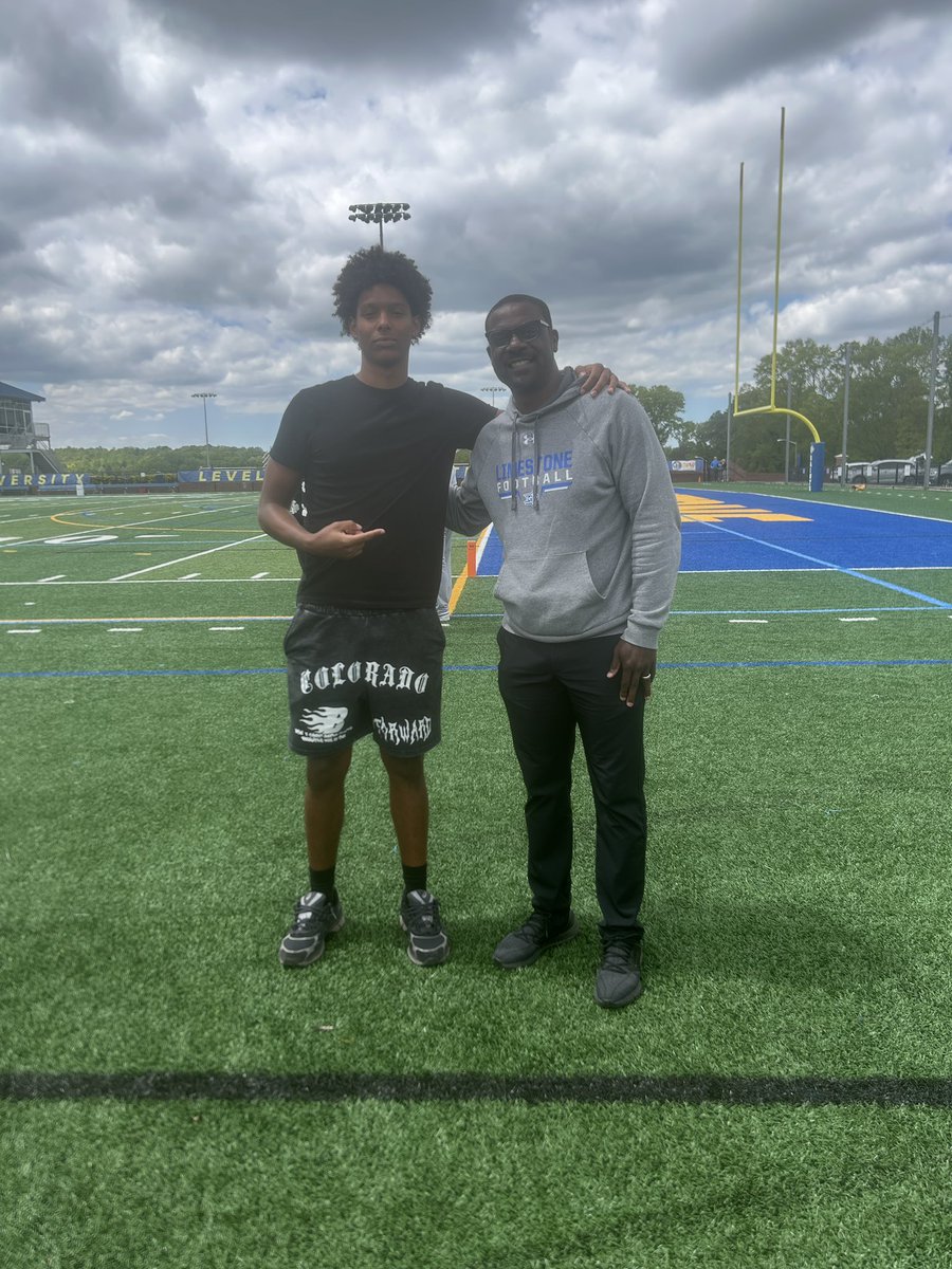 #AGTG Thankful to go on a visit to Limestone University and the opportunity to experience the atmosphere and there competivness
<a href="/mreel25/">Matt Reel</a> <a href="/LaneKnost/">Coach Lane Knost</a>
<a href="/Coach_DavisJ/">Jacob Davis</a> <a href="/cotcheryfoundat/">Jerricho Cotchery</a> <a href="/Coach_BTurk/">Brian Turk</a>