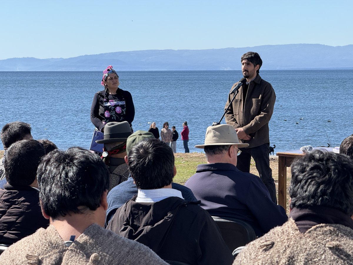 CONADI_Gob's tweet photo. 📍En Caleta #Tubul, se realizó la firma de Convenio de Uso del #ECMPO Lafken Mapu Meu, solicitado por la Asociación de Comunidades Futa #Arauco que integran las comunidades Raqui Willi Mapu, Juan De Dios Necuñir, Newel Konkull y Fotun Pu Lafken
#ChileAvanzaContigo🚅 https://t.co/9c1d0KYVlJ